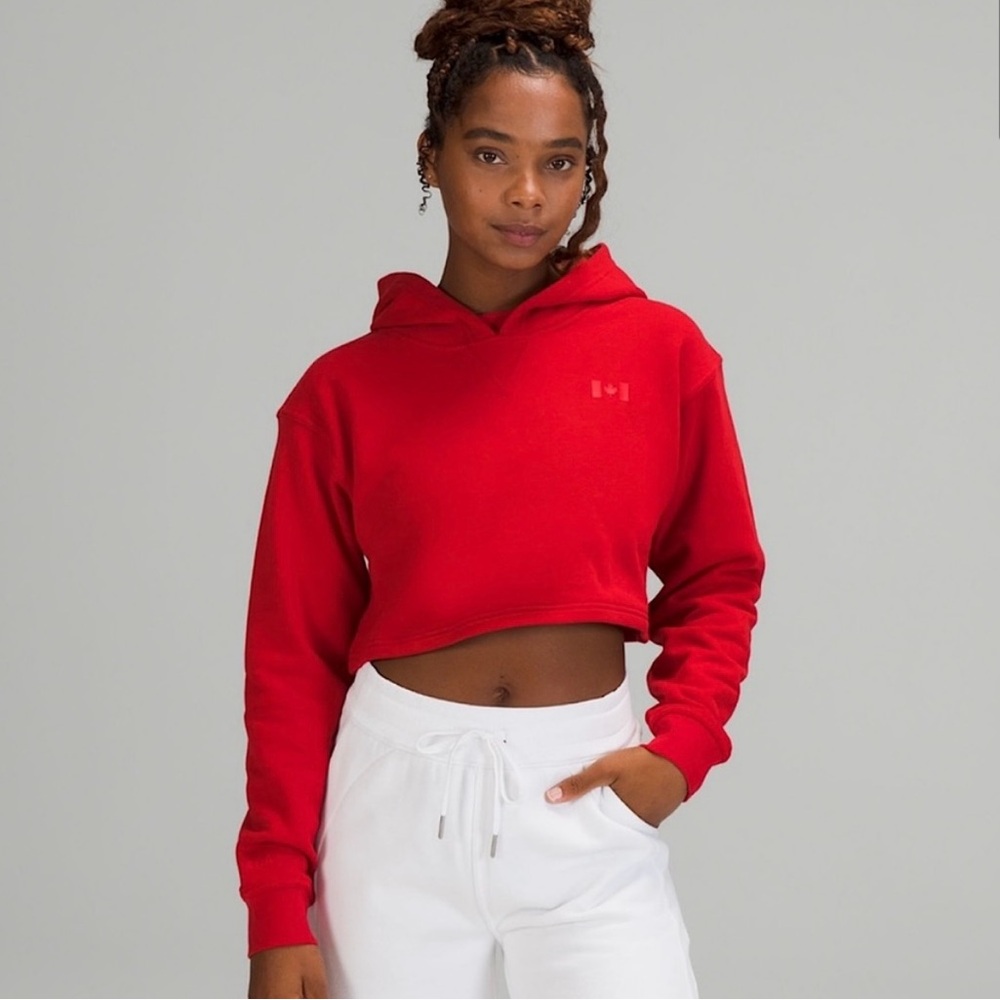 Lululemon Olympic Team Canada All Yours
Red Cropped Hoodie